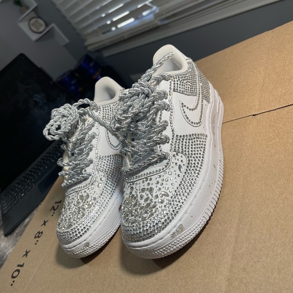 Custom Crystal Rhinestone Nike Air Force 1 – Size 4Y (Brand New, No Flaws) - Picture 9 of 17